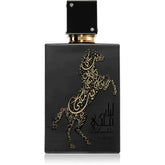 Zwart parfumfles met gouden Arabische kalligrafie van een paard, Lattafa Parfum Lail Maleki
